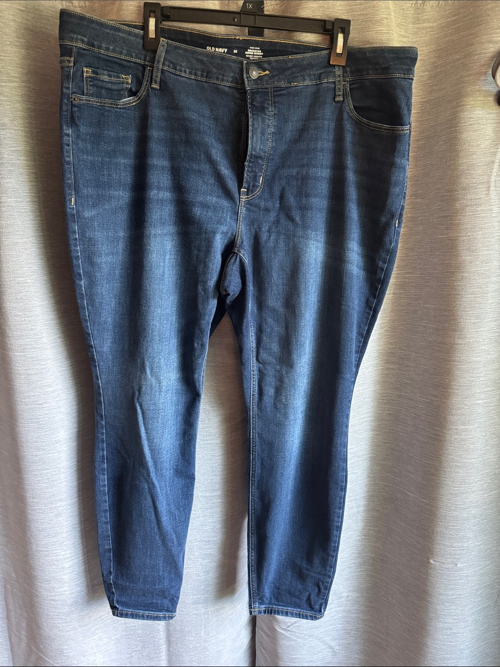 Old Navy Women's Skinny Jeans - Dark Blue Wash